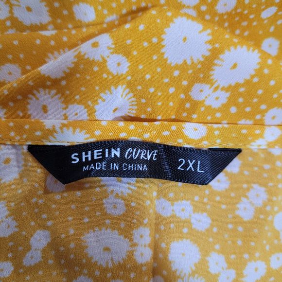 SHEIN Women's Yellow Ditsy Floral Spaghetti Strap Cami Peplum Wrap Top Size 16 - Picture 6 of 6